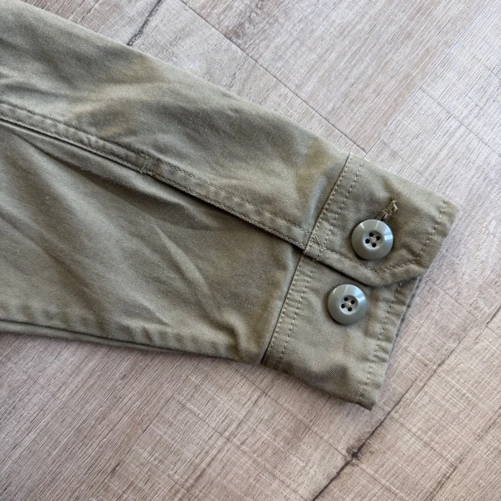 Obey Worldwide Mens Khaki Tan Military Chore Jacket Shirt O.B.E.Y. Patch Medium